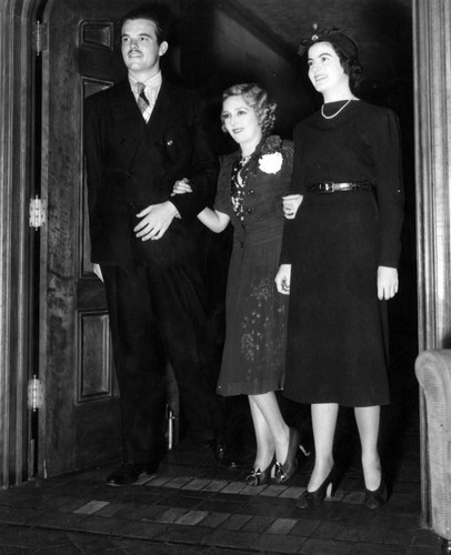 Mary Pickford with students