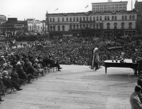 Los Angeles City Hall dedication