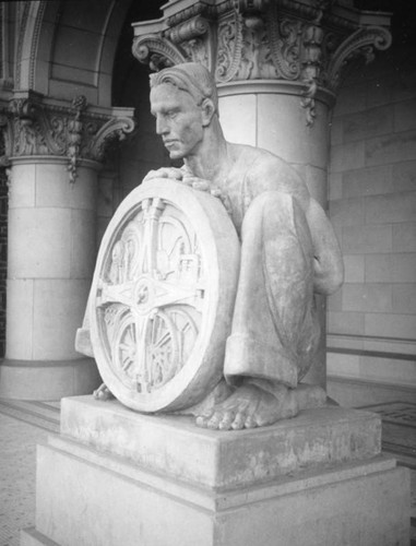 Statue in front of the Los Angeles County Museum of History, Science, and Art in Exposition Park