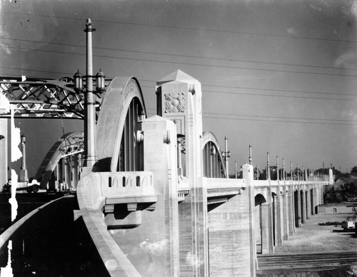 Sixth Street Bridge