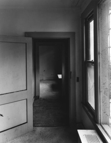 Ambassador Hotel, Large Bungalow, renovated interior