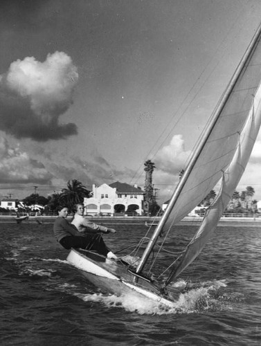 Sailing on Alamitos Bay