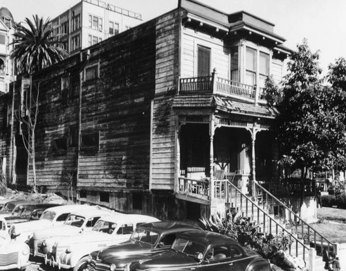 Apartment building with Victorian facade