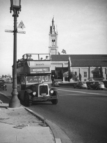 Double decker bus at Wilshire and Lucerne