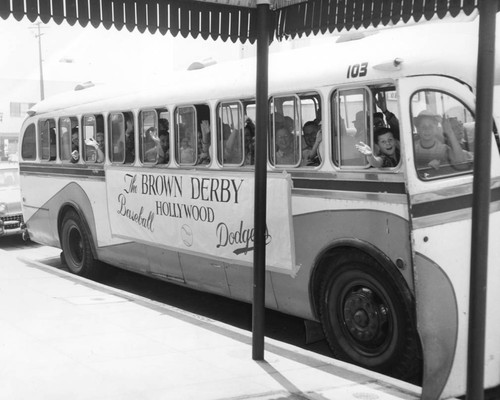 Hollywood Brown Derby bus
