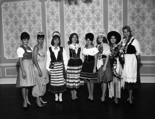 Cinderella Internationale Beauty Pageant 1964