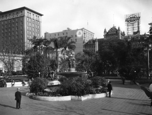 Pershing Square fountain