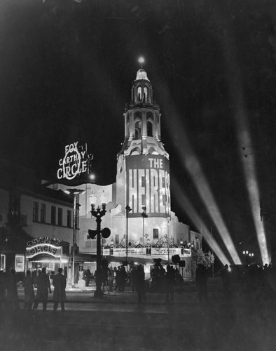 Premiere of "Heiress" at Carthay