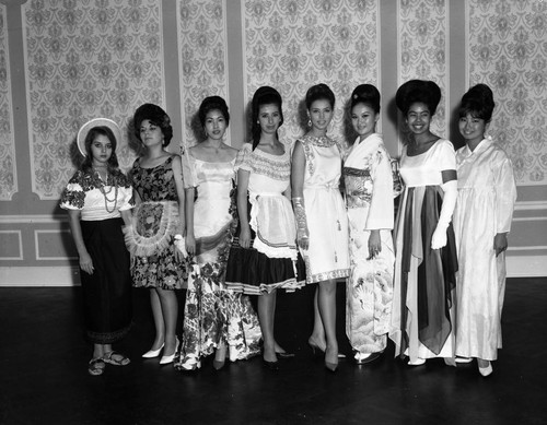 Cinderella Internationale Beauty Pageant 1964