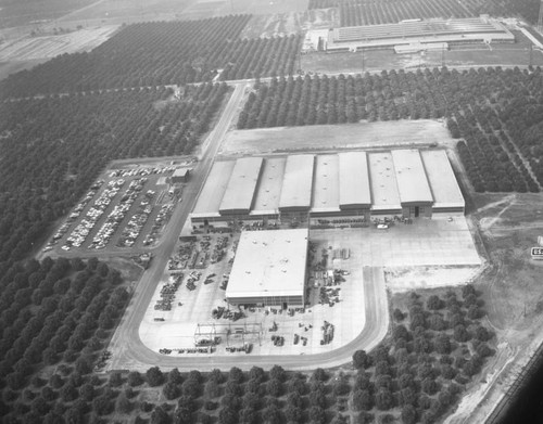 Manchester Avenue and Orangewood Avenue, Anaheim, looking west