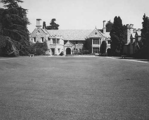 Arthur Letts residence, exterior view