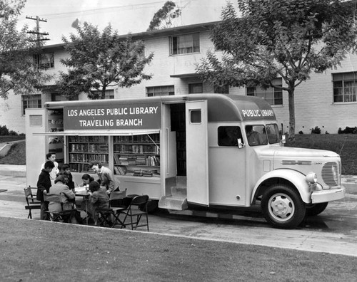 Traveling library branch