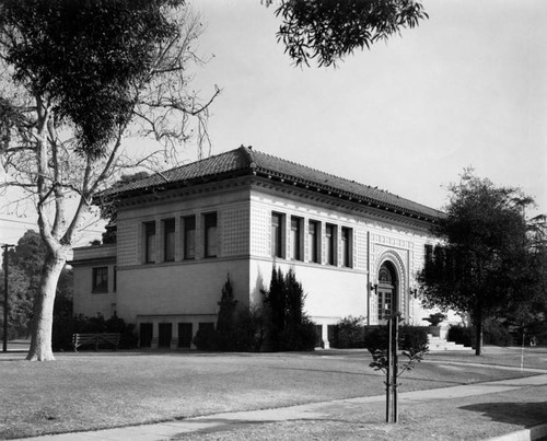 Exterior, Vermont Square Branch