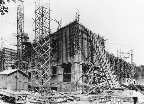 LAPL Central Library construction, view 42