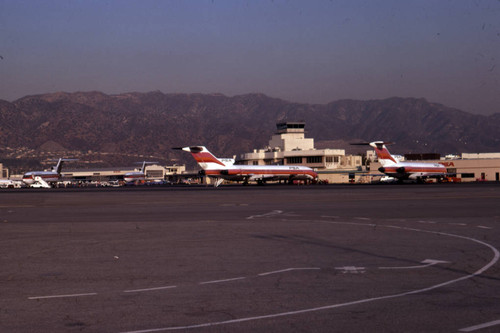 Hollywood-Burbank Airport