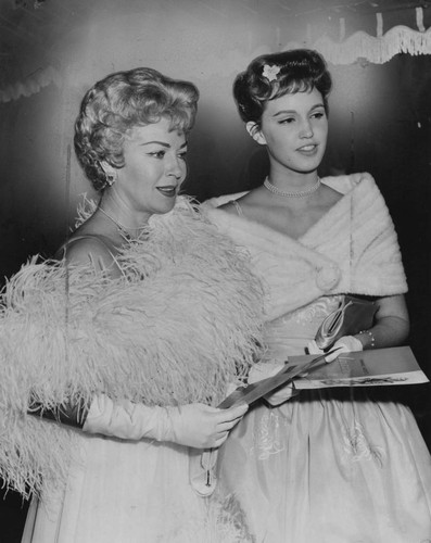 Lana Turner And Cheryl Crane at a premiere