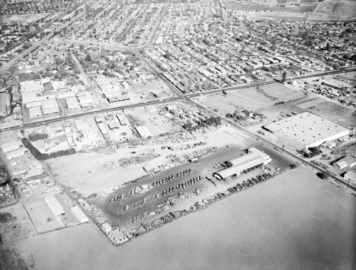 Hood Construction Co., Santa Fe Springs, looking northeast