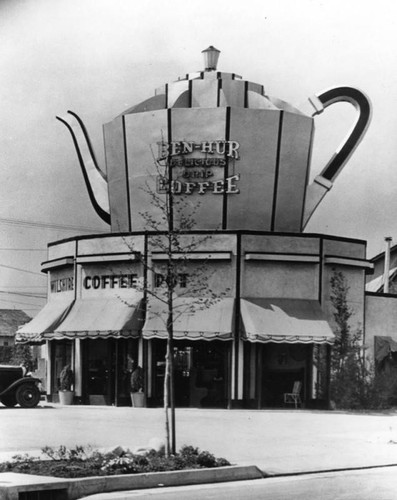 Wilshire Coffee Pot restaurant