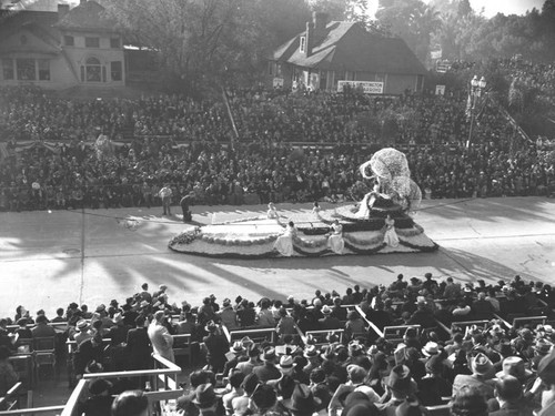 Tournament of Roses Parade float