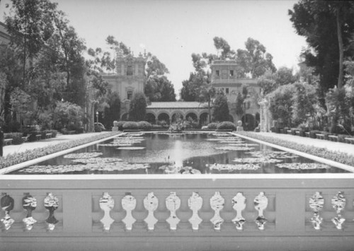 Casa del Prado and Lily Pond, Balboa Park