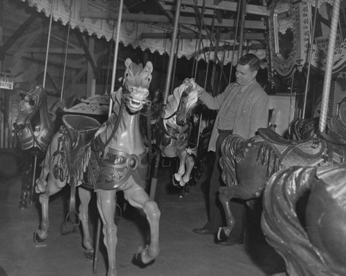 Merry-go-round, Venice pier