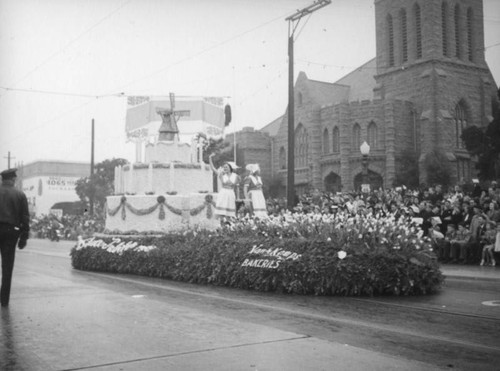 Van de Kamp float, 51st Annual Tournament of Roses, 1940