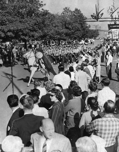 USC homecoming parade