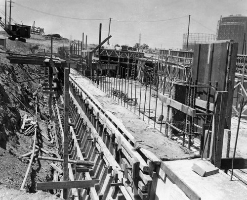 Ramona Freeway construction at Macy St. Bridge