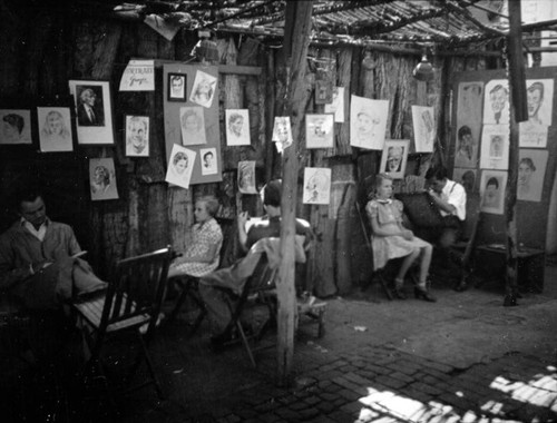 Portrait drawing booth, Olvera Street