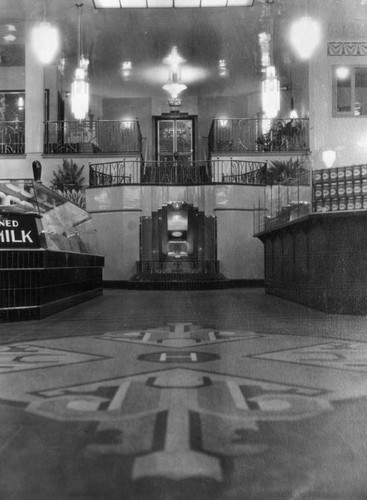 Hattem's Market interior