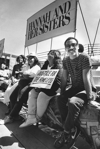 Fans with a cause at Academy Awards