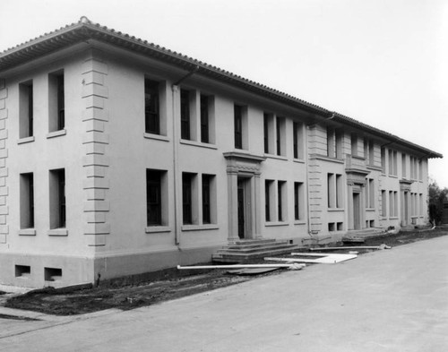 Swan Hall Occidental College