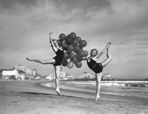 Beach beauties with balloons, view 1