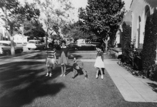 Children in front yard