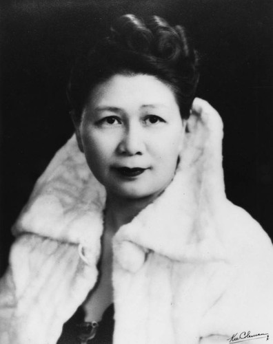 Portrait of Dr. Margaret J. Chung