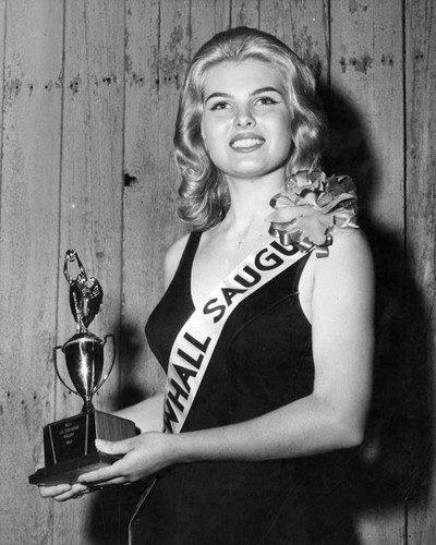 Miss San Fernando Valley, Amadee Chabot