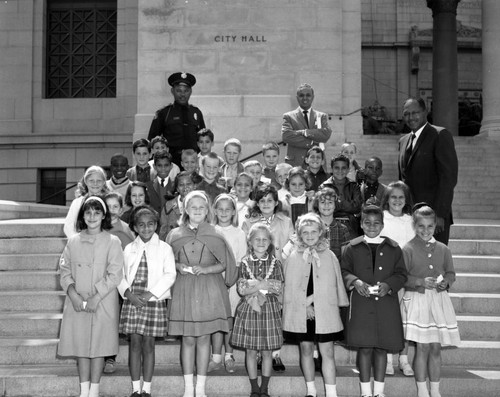 Councilman Tom Bradley with school students