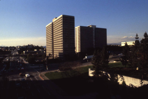 Bunker Hill Towers