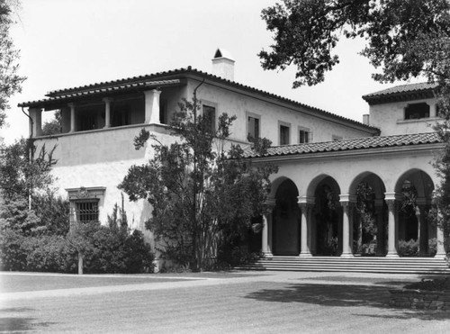 Atheneum building, Cal Tech