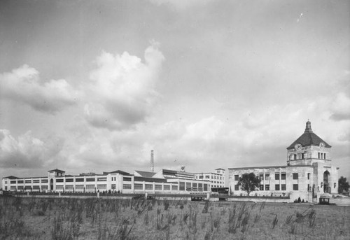 Firestone Tire & Rubber Co., side view