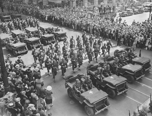 Madame Chiang Kai-shek, parade through downtown L.A