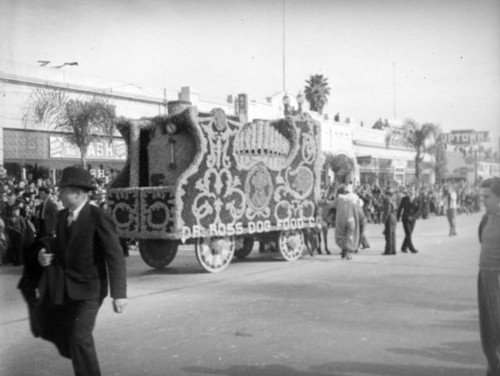 Dr. Ross Dog Food Company float at the 1939 Rose Parade