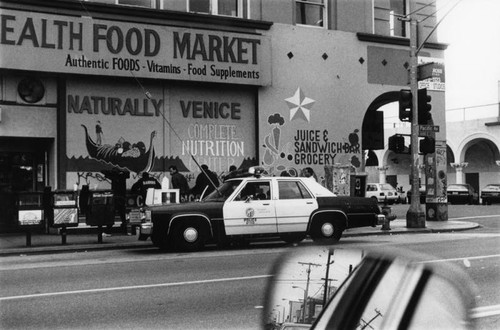 Pacific Avenue, Venice