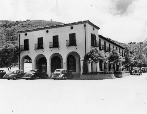 Malaga Cove Plaza, Palos Verdes Estates