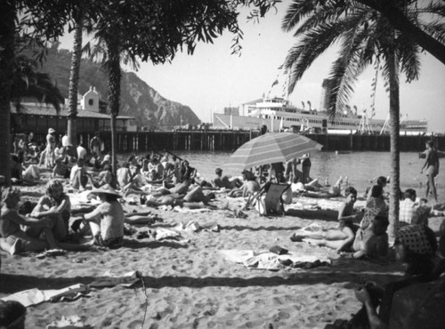 Avalon beach and S.S. Catalina docked at the pleasure pier