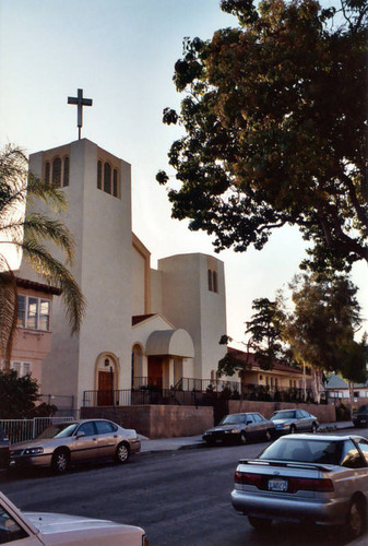 Hollywood Lutheran Church, exterior