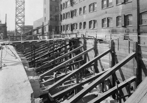 Southern California Edison Building, foundation