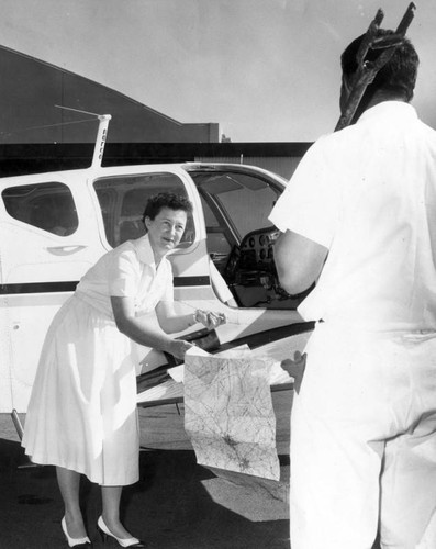 Five Valley women in air race