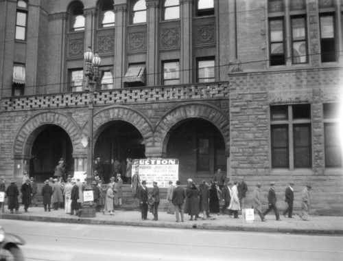 Old City Hall auction