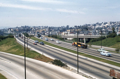 West from Santa Ana Freeway/US 101